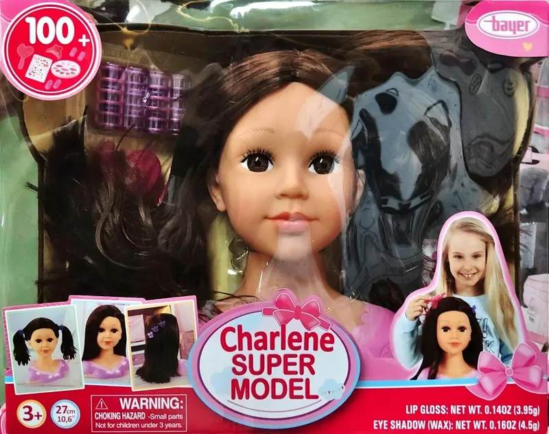 CHARLENE SUPER MODEL CON MAKEUP