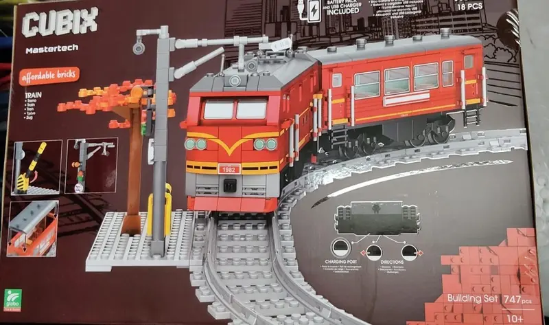 CUBIX TRENO CON ROTAIE