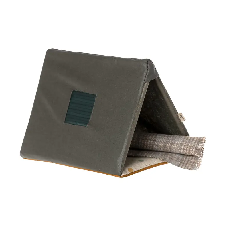 Mini tenda singola, Topo