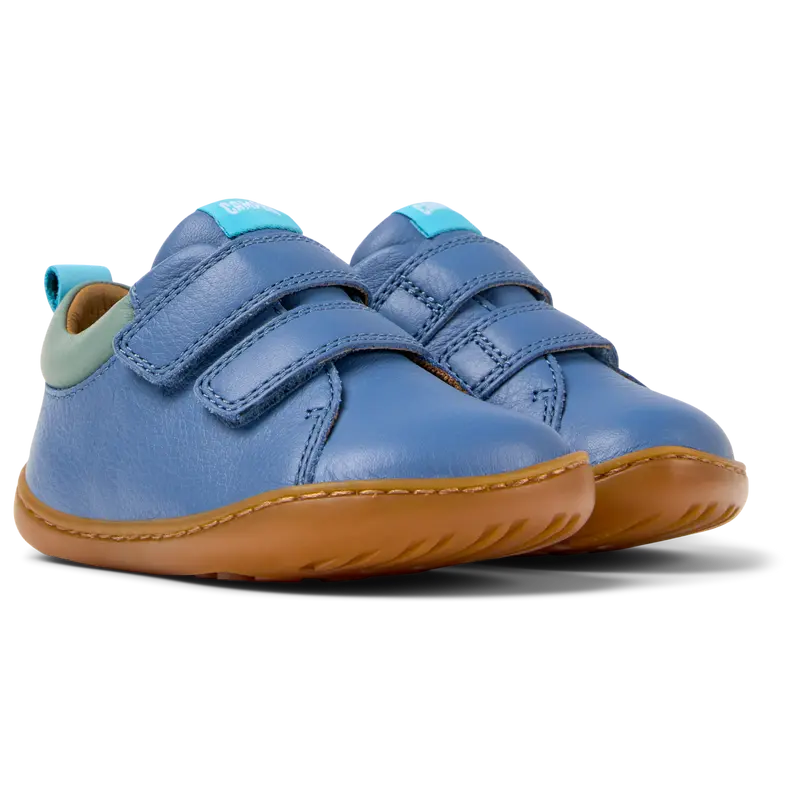 Scarpe in pelle azzurro, Peu