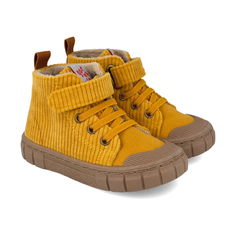 Stivaletti barefoot velluto giallo