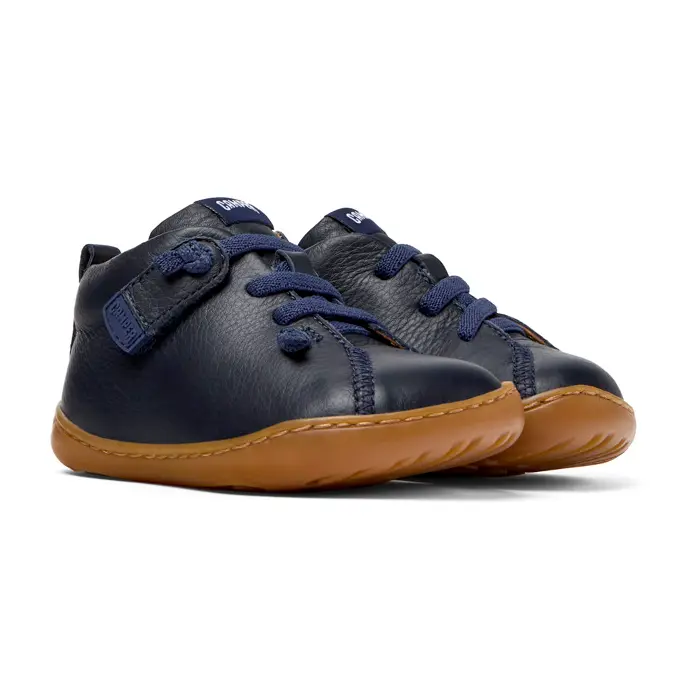 Stivaletti blu in pelle, Peu