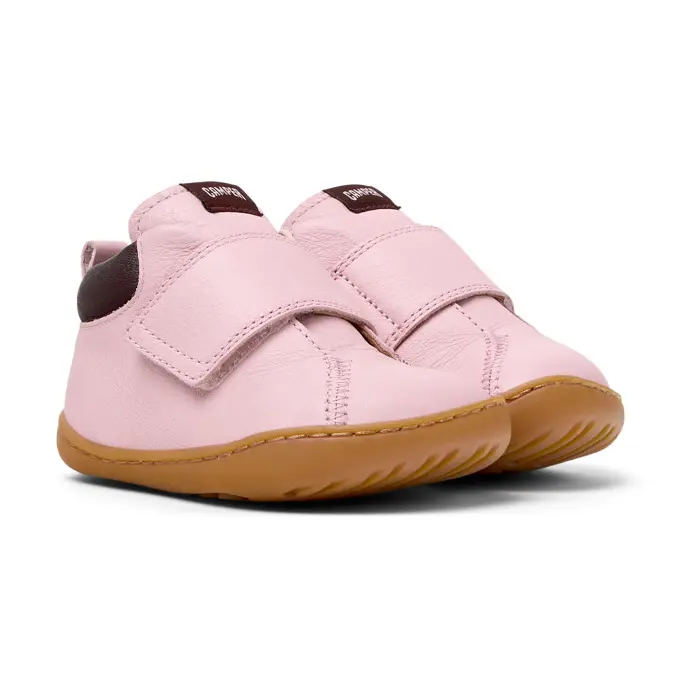 Stivaletti in pelle rosa con strappo